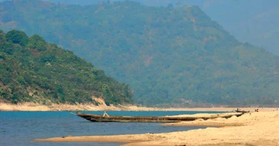যাদুকাটা নদী