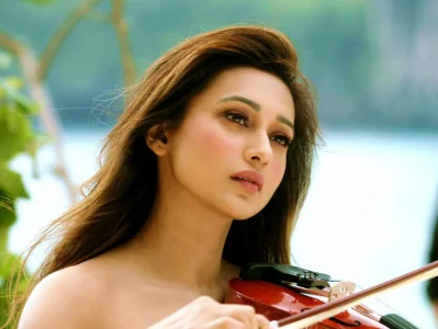 মিমি চক্রবর্তী