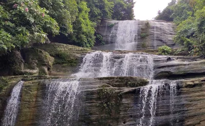 খৈয়াছড়া ঝরনা